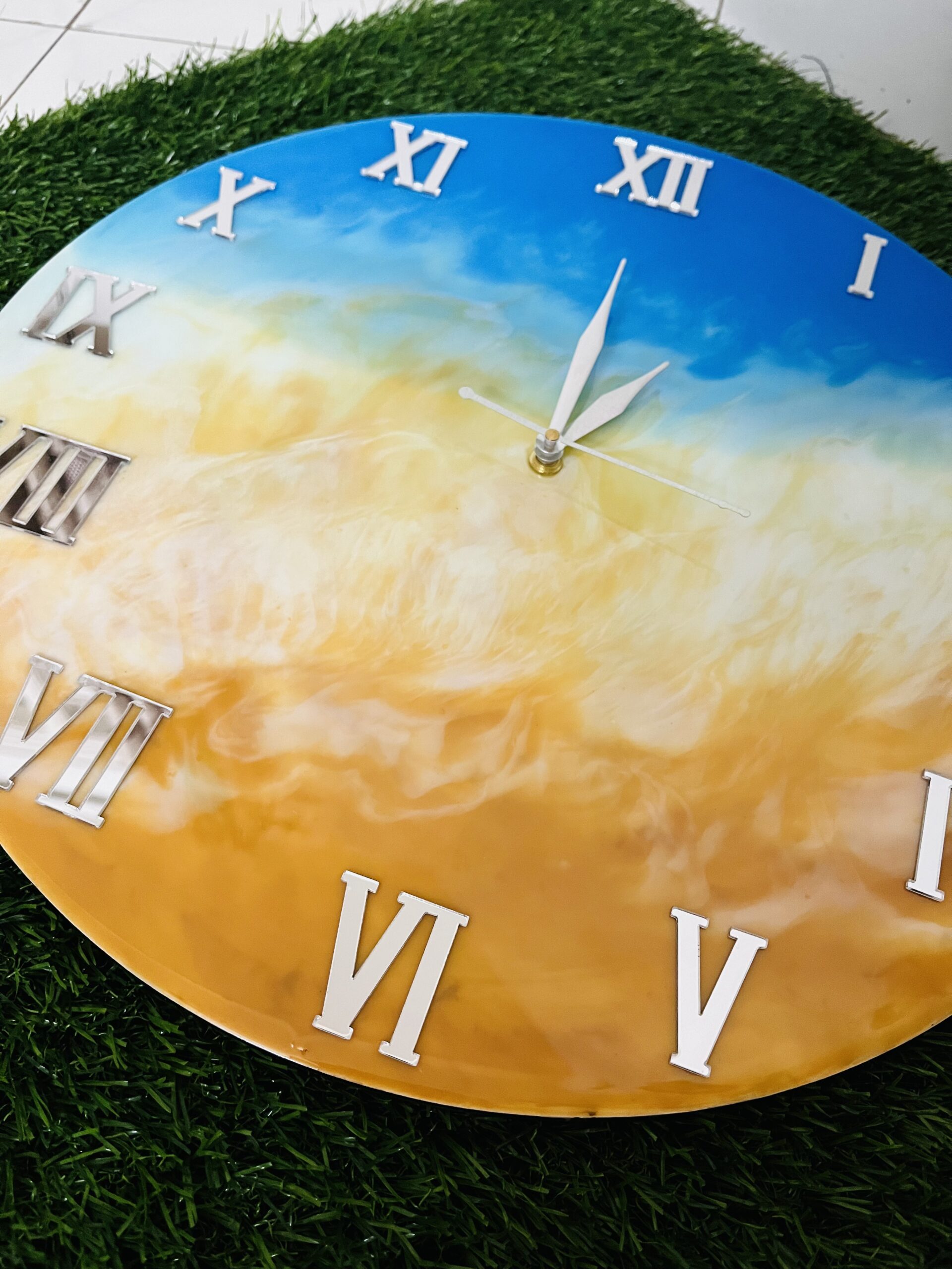 Resin Clock WIST2
