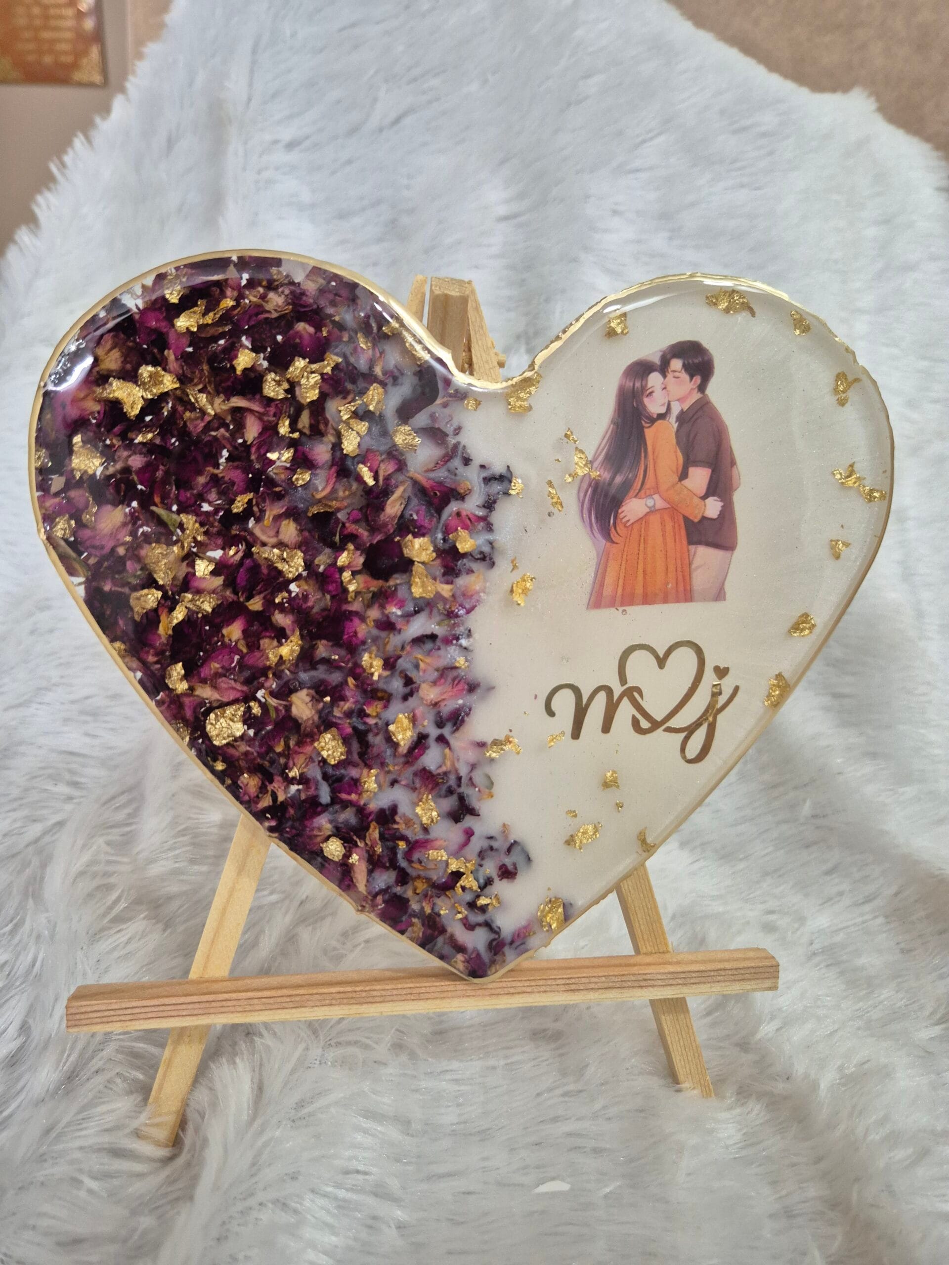 Resin Heart Shape Frame