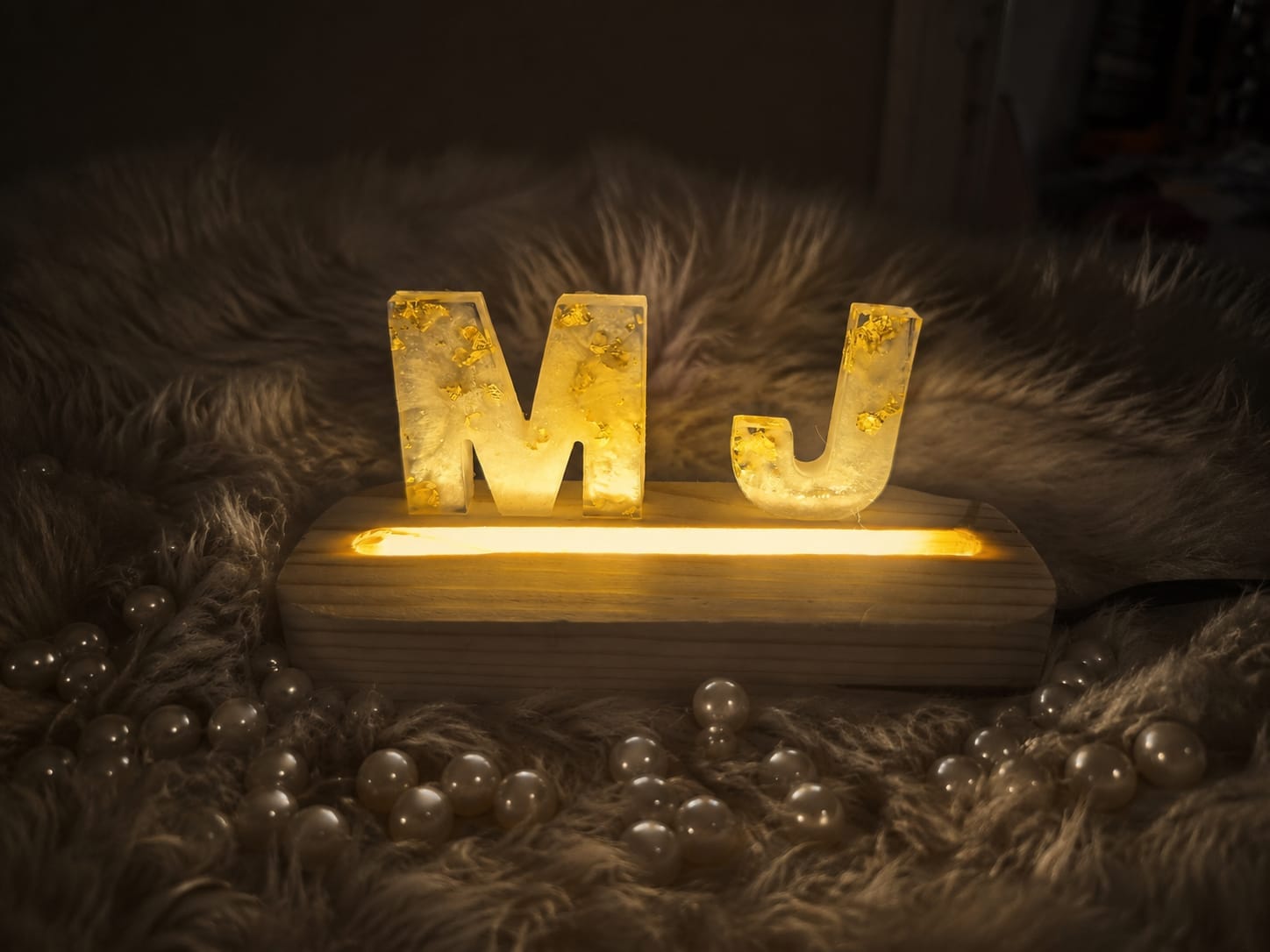 Flower Preservation Led Name Stand2